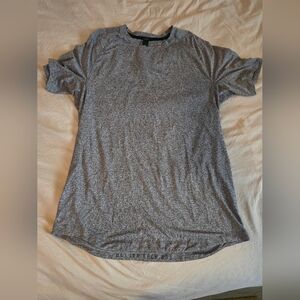 lululemon athletica Gray Short Sleeve Tee